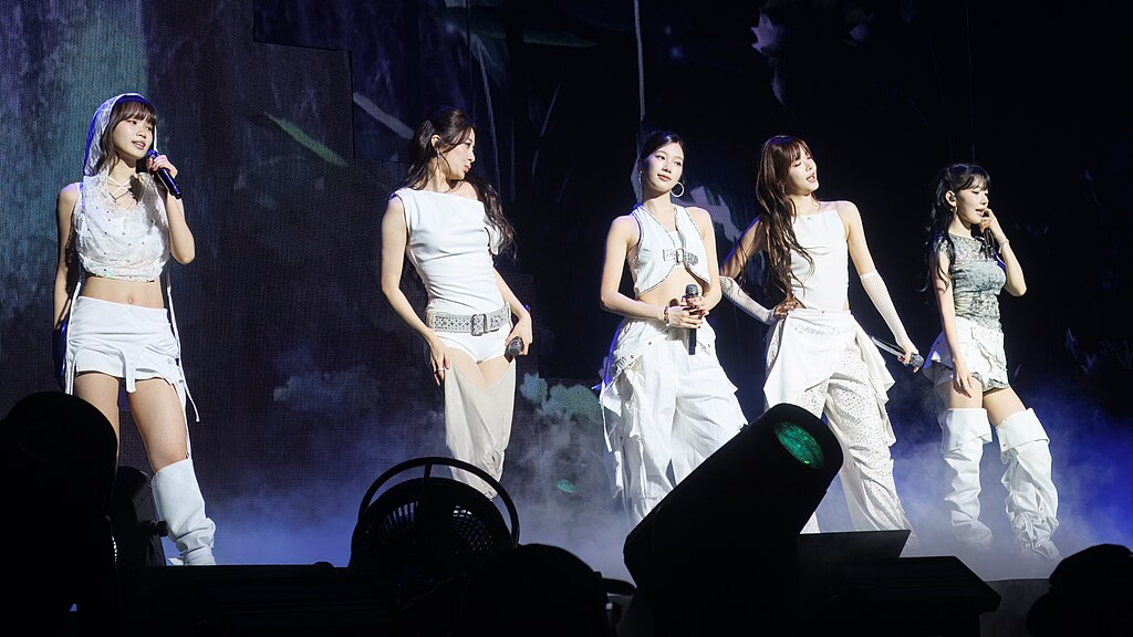 LE SSERAFIM: A Deep Dive into the Rising K-Pop Powerhouse