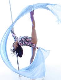 Suen Lee – Korean great stunning pole dancer