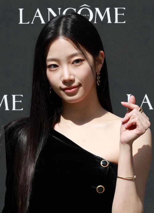 Kazuha: Member of LE SSERAFIM, a ballerina turned K-pop girl